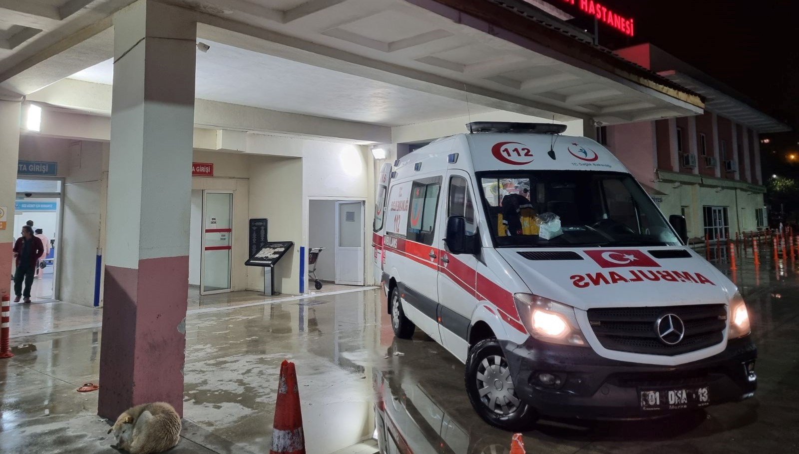 Dünya Kadınlar Günü’nde dini nikahlı eşi tarafından bıçaklandı