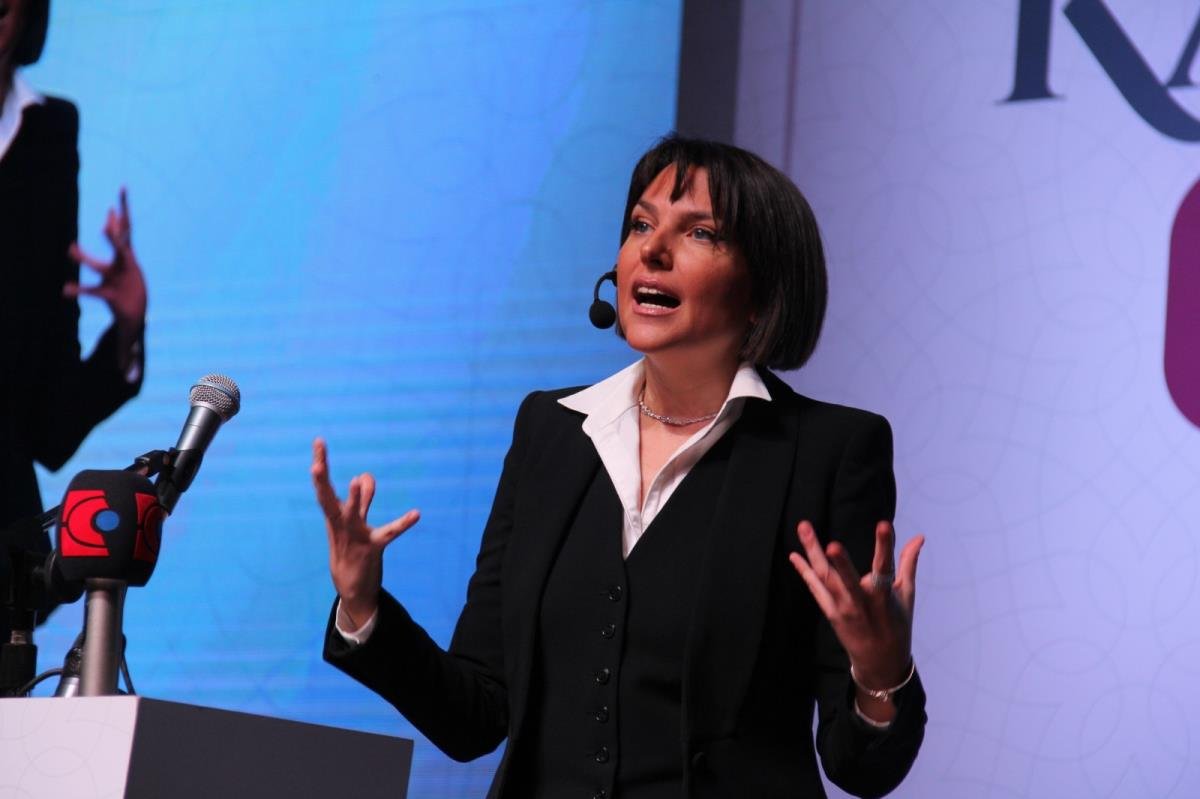 Ece Üner: “Bugün gücümüzü yeniden keşfetme günü olsun”