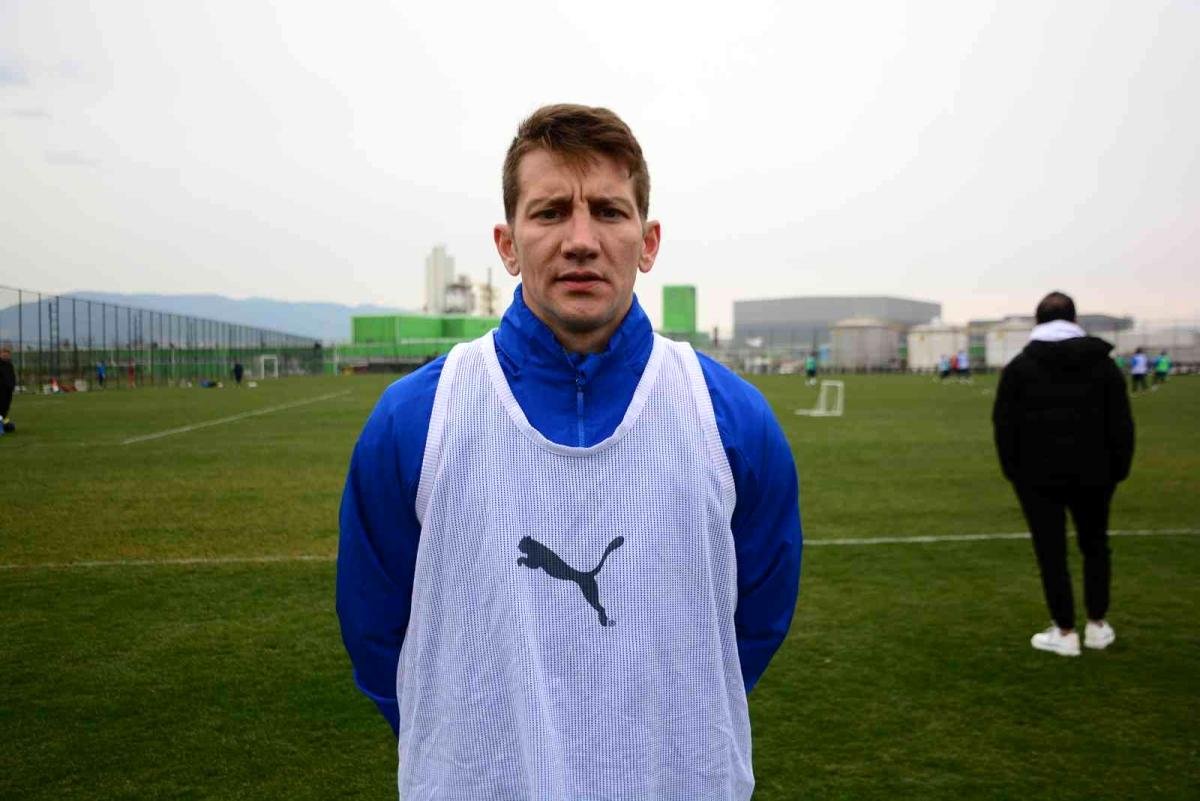 Ferhat Öztorun “Sahamızın olmaması futbolcuları yoran bir durum”