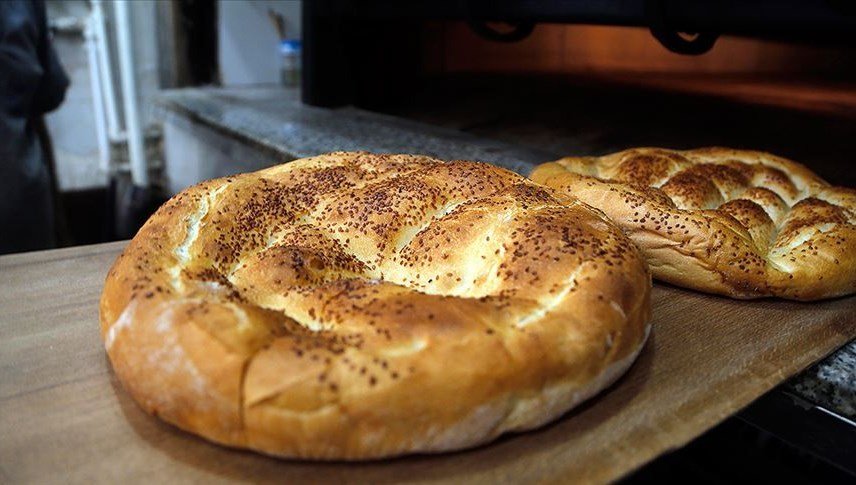 İstanbul Halk Ekmek’te ramazan pidesinin fiyatı belli oldu
