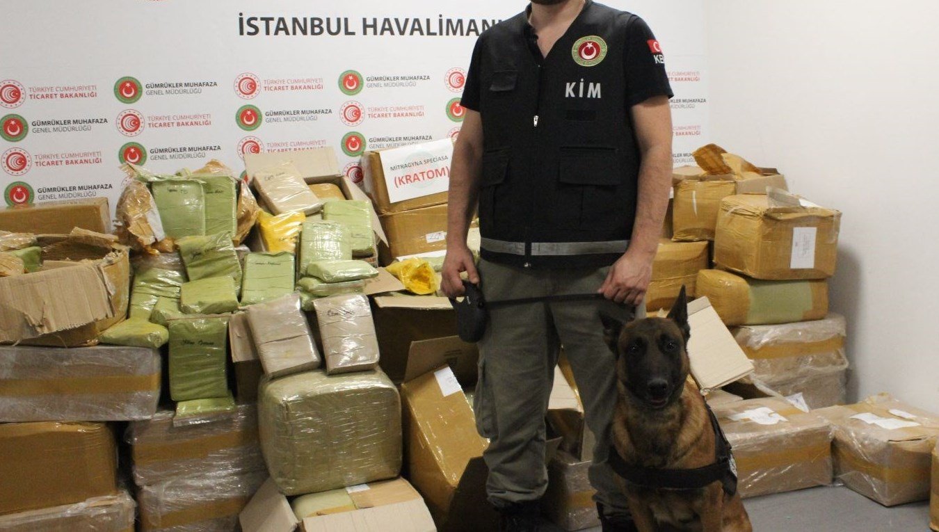 İstanbul Havalimanı’nda uyuşturucu operasyonu: Çok sayıda gözaltı var