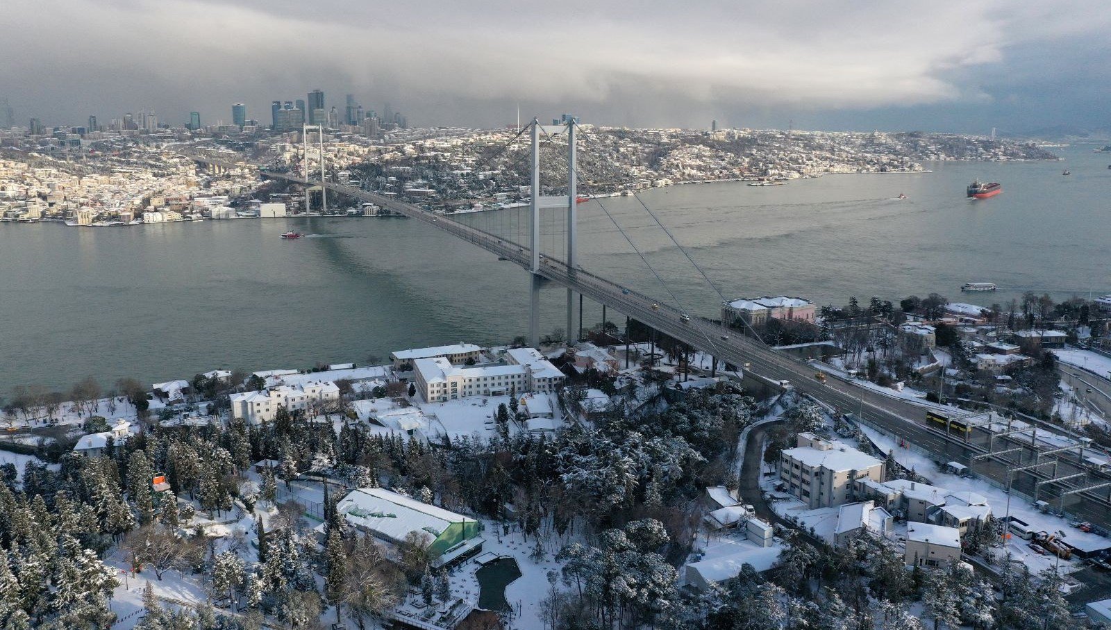 İstanbul Valisi Yerlikaya’dan 19 Mart Cumartesi için kar yağışı uyarısı