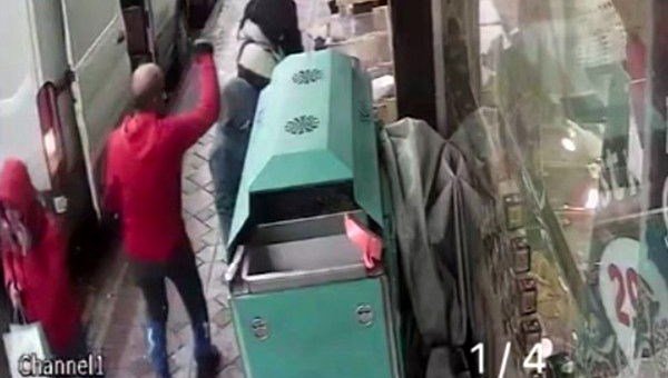 İstanbul’da çocuğa yumruklu saldırı
