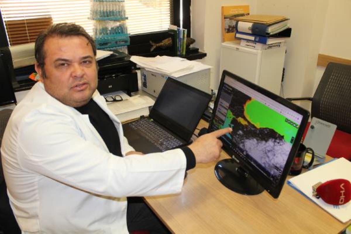 ‘İZMİT KÖRFEZİ’NDEKİ ÇAMUR TEMİZLİĞİ, CANLILARININ DAHA SAĞLIKLI HABİTATLARA KAVUŞMASINI SAĞLAYACAK’