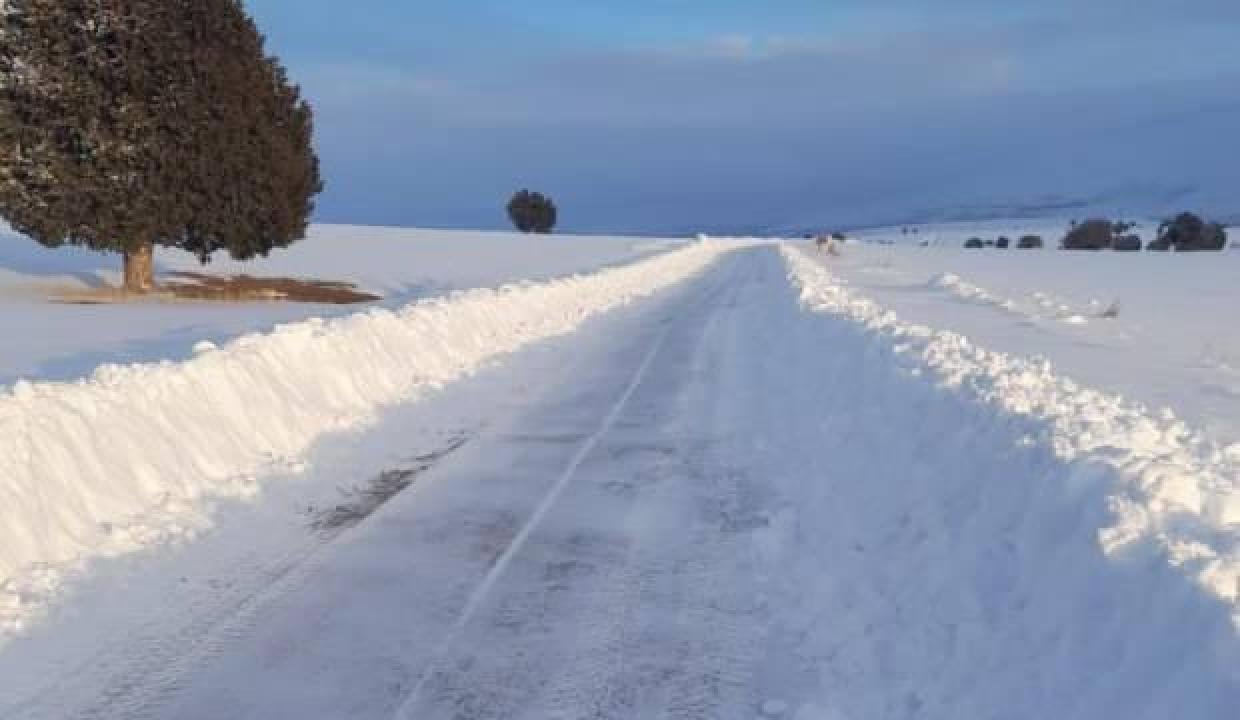 Kayseri’de kapalı kırsal mahalle yolu bırakmadı