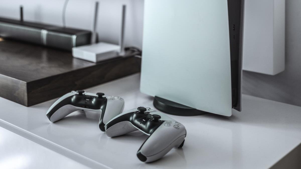 PlayStation 5 fiyatlarına yüzde 80’lik rekor zam geldi! Yeni fiyatı 12 bin TL oldu