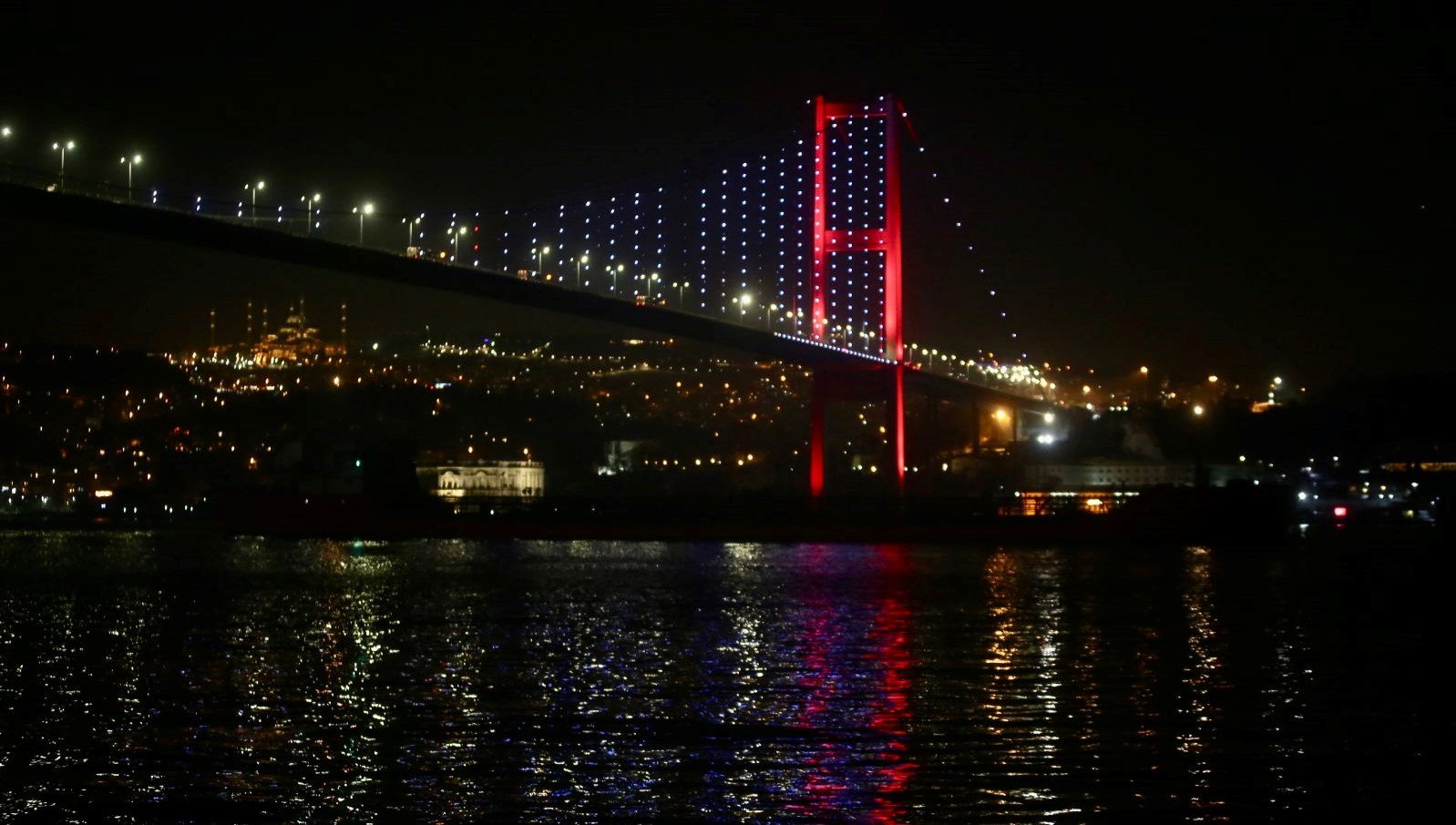 Rusya’dan yola çıkan ayçiçek yağı yüklü gemi İstanbul’da