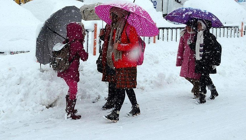SON DAKİKA HABERİ: İstanbul’da okullara kar tatili