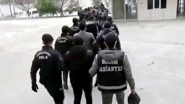 Tapuda rüşvete suçüstü: 6 tutuklama