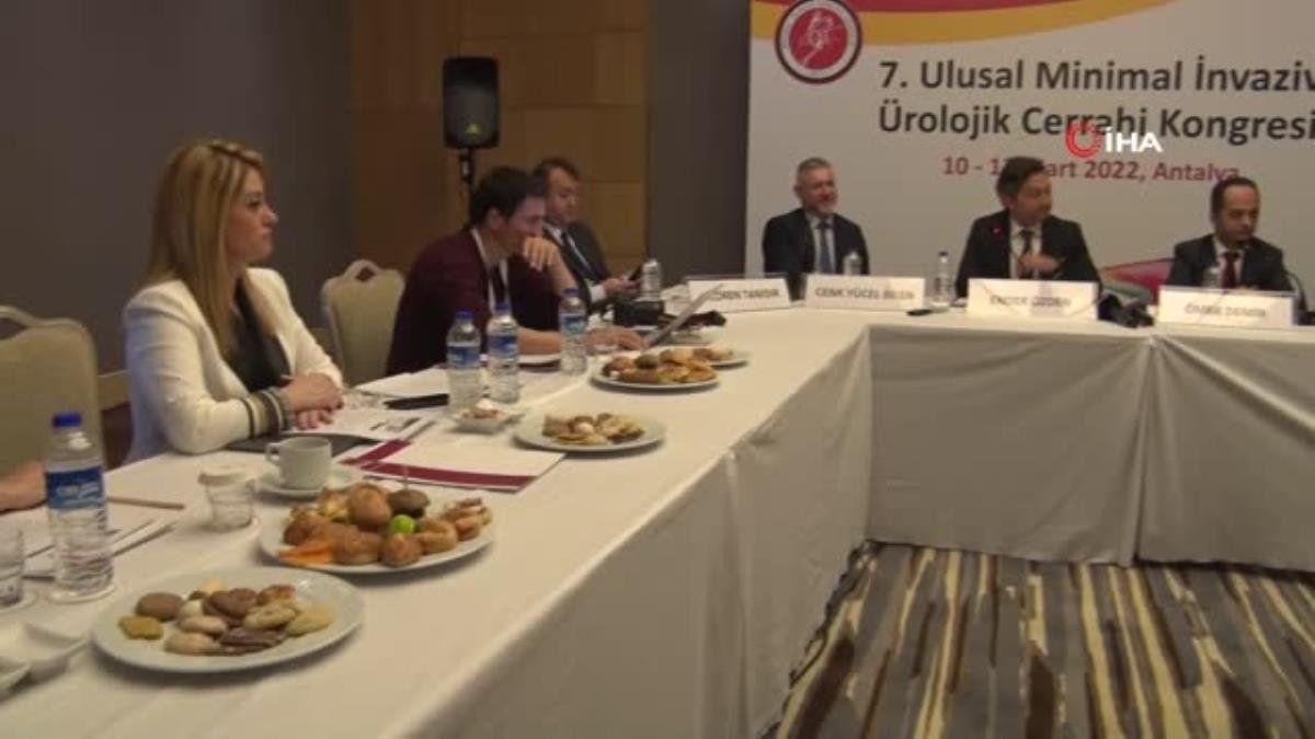 Ürologlardan prostat hastalarına müjde: “Prostatınız yerinde kalacak”