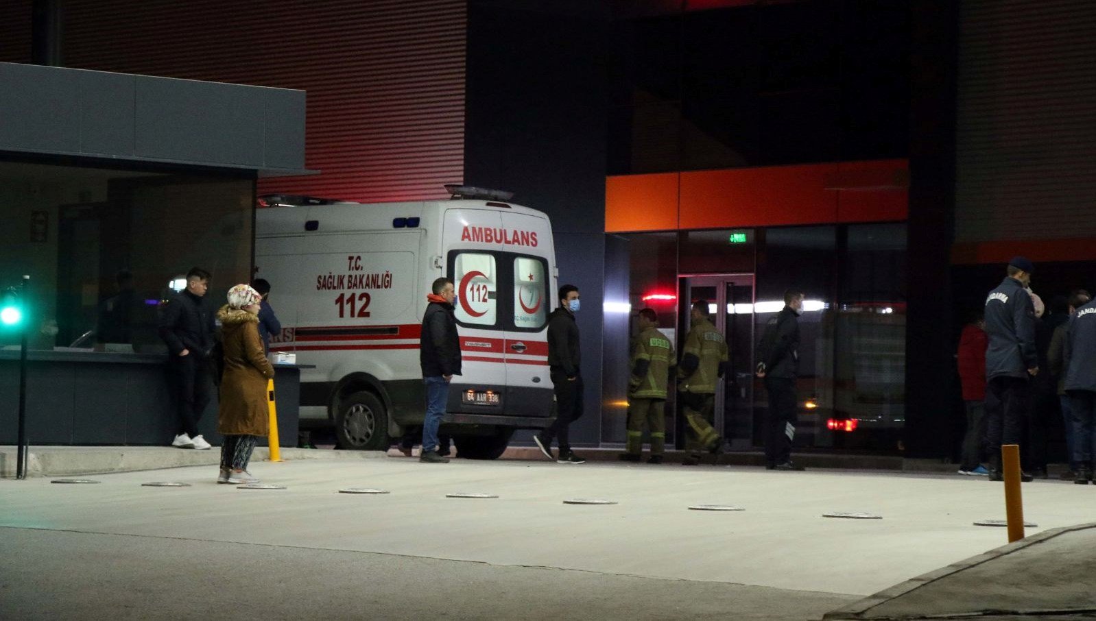 Uşak’ta 23 işçi zehirlenme şüphesiyle hastaneye kaldırıldı