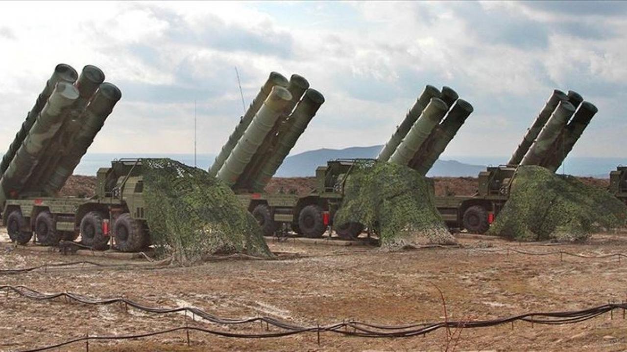 ABD’nin S-400 ikiyüzlülüğü! Hindistan CAATSA’ya takılmadı: Süreç devam ediyor