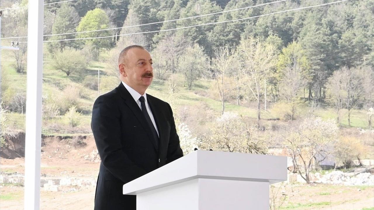 Aliyev, AB Konseyi Başkanı ile Ermenistan’ı görüştü