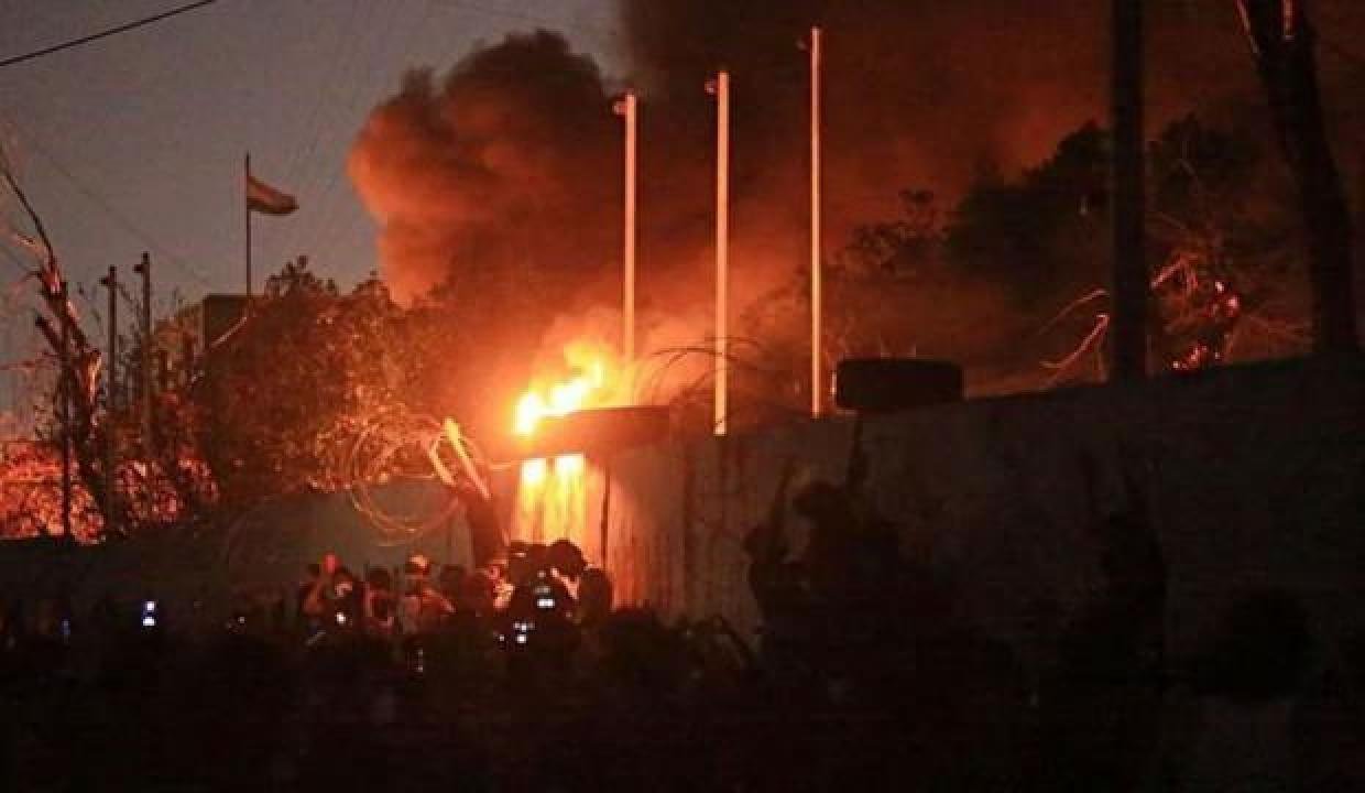 Irak’ta türbe gerginliği: Şii dini merci Sarhi’nin ofisi ateşe verildi