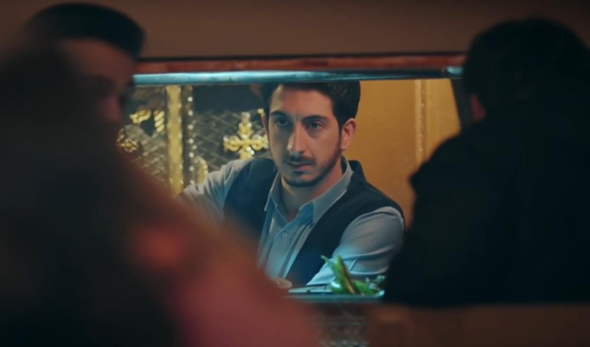 Kara Tahta Cafer kimdir? Kara Tahta Cafer gerçek adı ne? Kara Tahta dizisi “Cafer” karakteri kim oynuyor? Onur Durmaz kimdir?