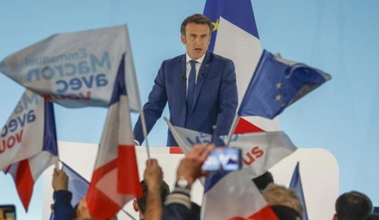 Macron: “Yanılmayalım, henüz her şey bitmedi”