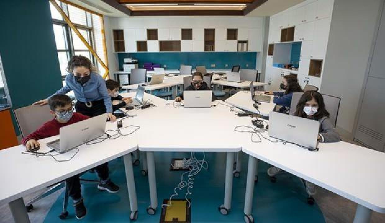 Millet Kütüphanesi ara tatilde bilim ve teknoloji meraklısı çocukları bekliyor