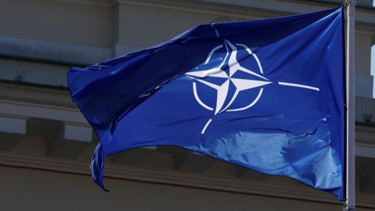 NATO’dan İsveç ve Finlandiya’nın üyeliğine yeşil ışık
