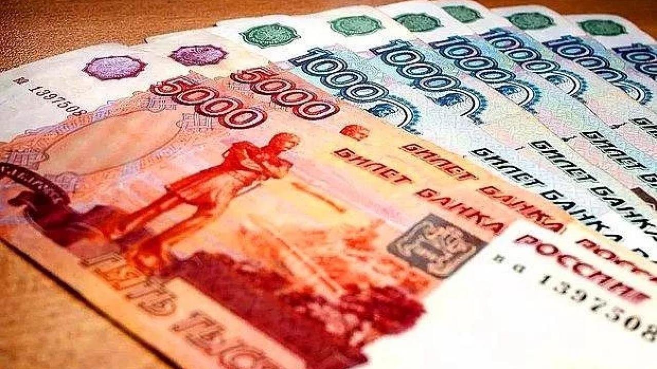 Rusya’dan Herson’da ruble kullanma kararı