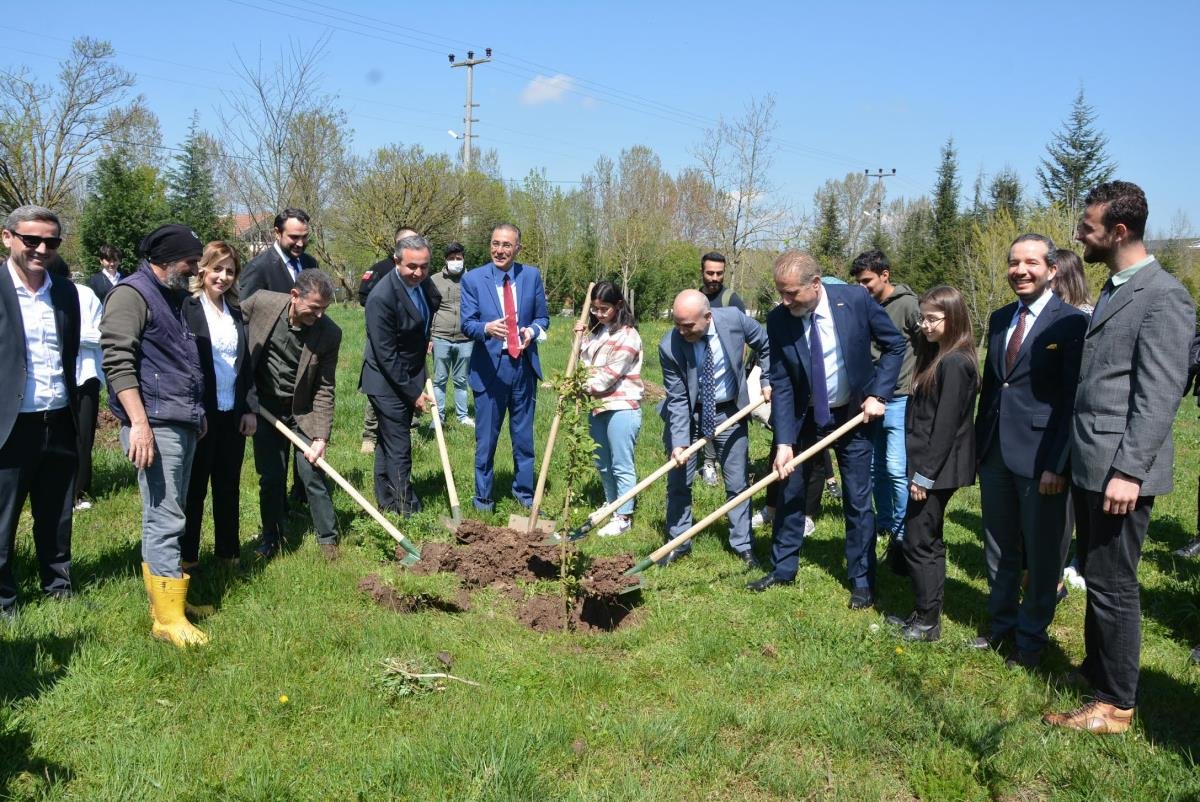 Sektörün öncüleri öğrencilerle turizmi konuştu