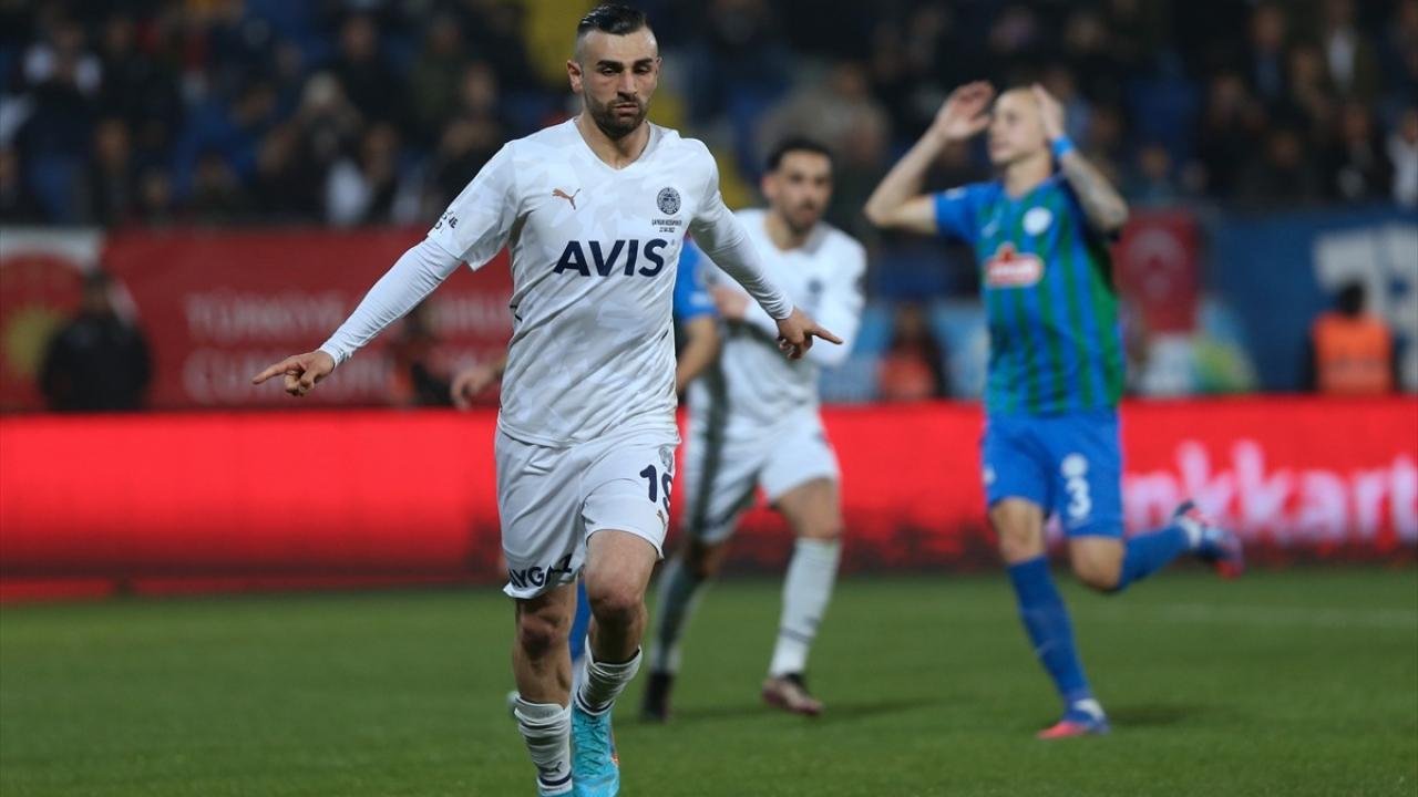 Serdar Dursun: Hocamız bana güveniyor ve oynatıyor