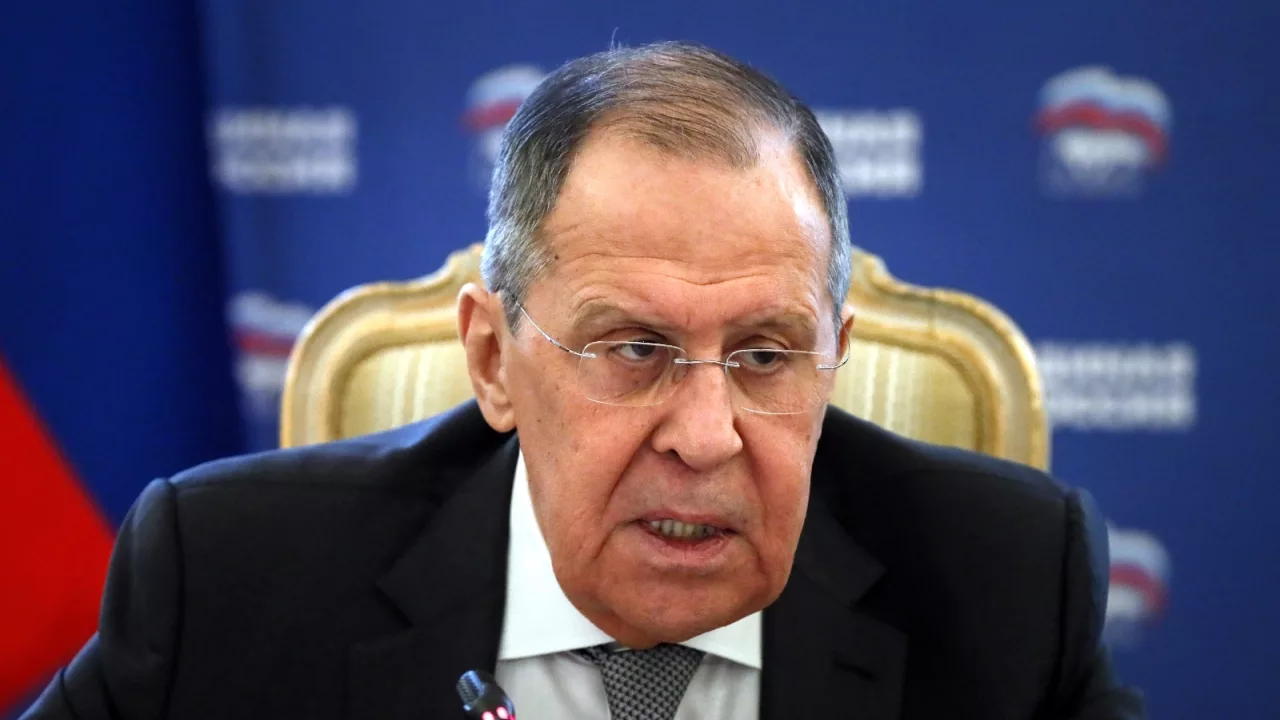 Son dakika haberi… Lavrov: “Batılı ülkeler, Ukrayna krizini bahane ederek Rusya’ya karşı hibrit savaş ilan etti”