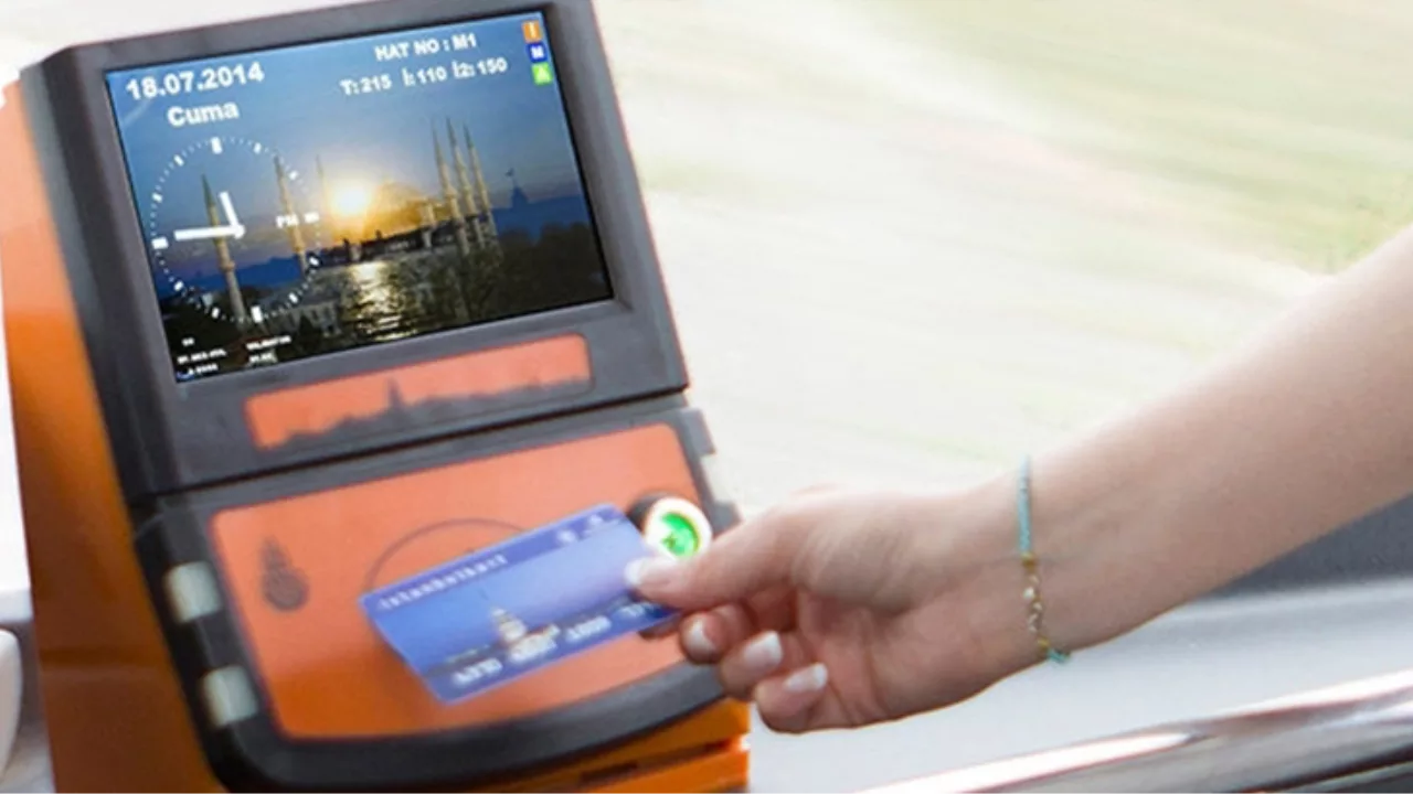 Son Dakika! İstanbul’da öğrenci kartları, ulaşıma gelen yüzde 40’lık zamdan muaf tutulacak