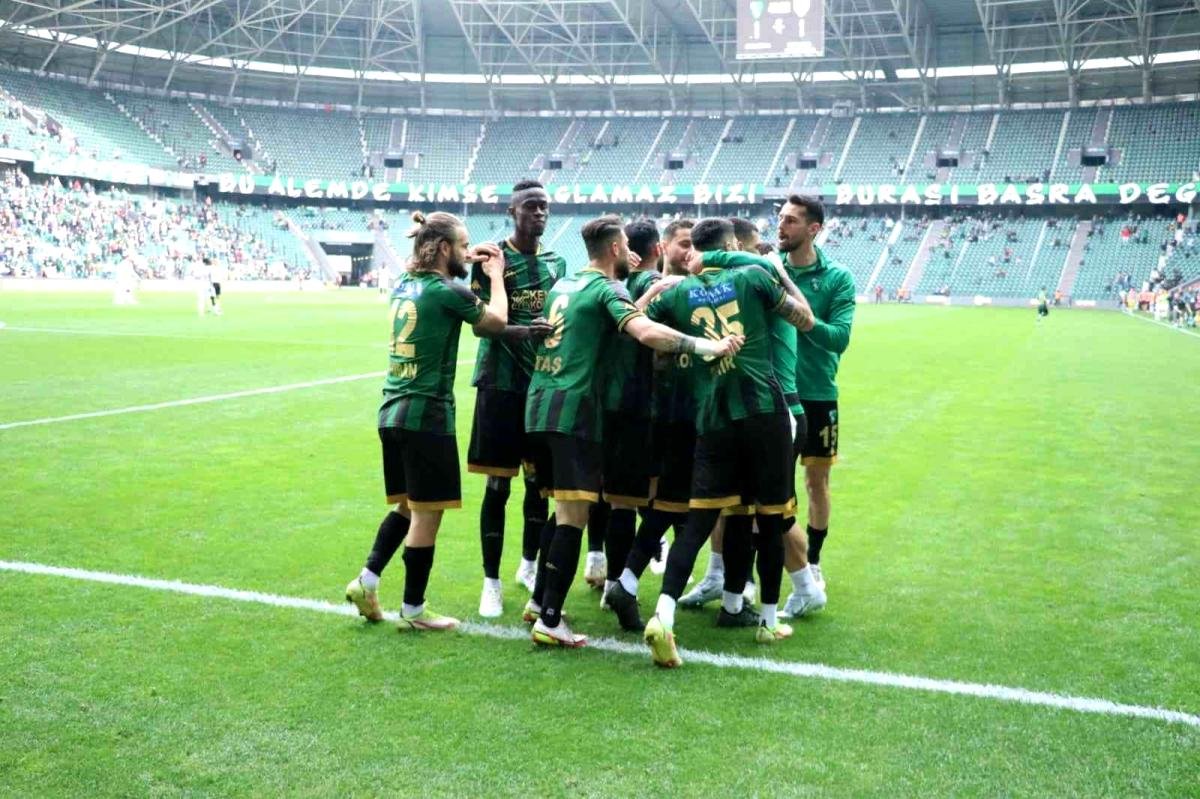 Spor Toto 1. Lig: Kocaelispor: 2 Bandırmaspor: 1