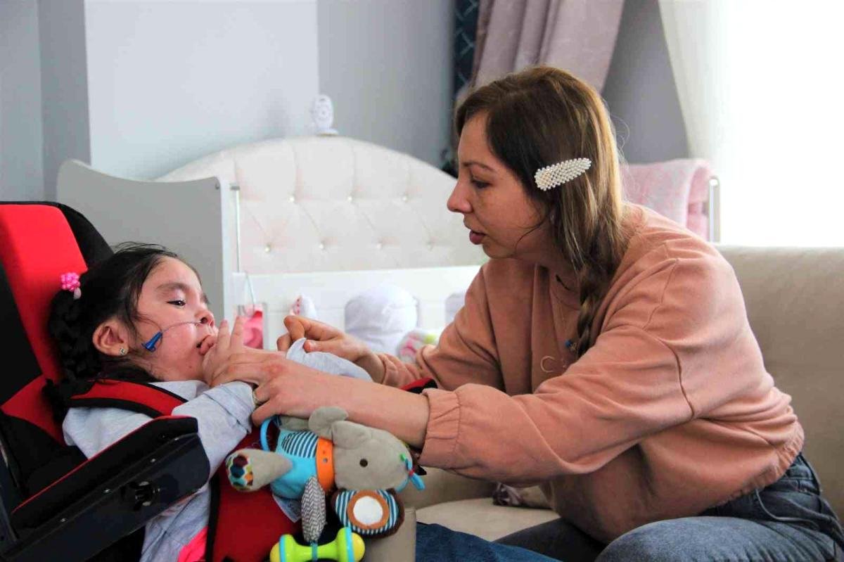 Tek çocuğu ‘Anne’ diyebilsin diye bir umut bekliyor