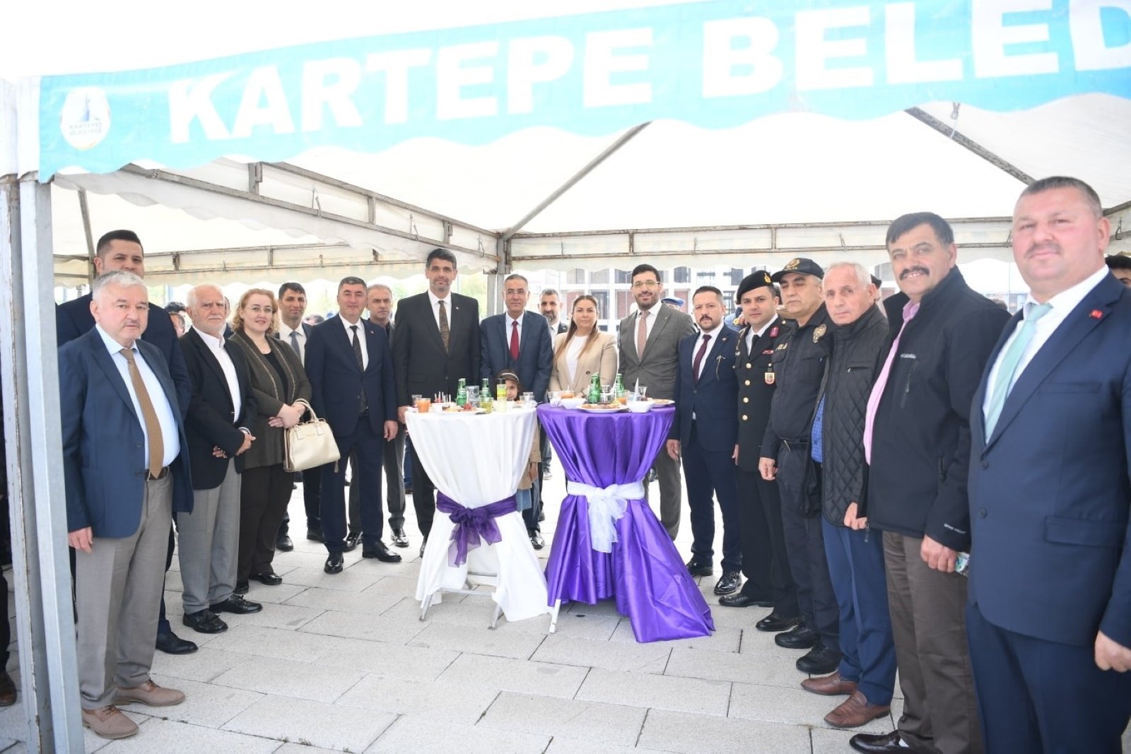 KARTEPE’DE RAMAZAN BAYRAMI GENİŞ KATILIMLA KUTLANDI