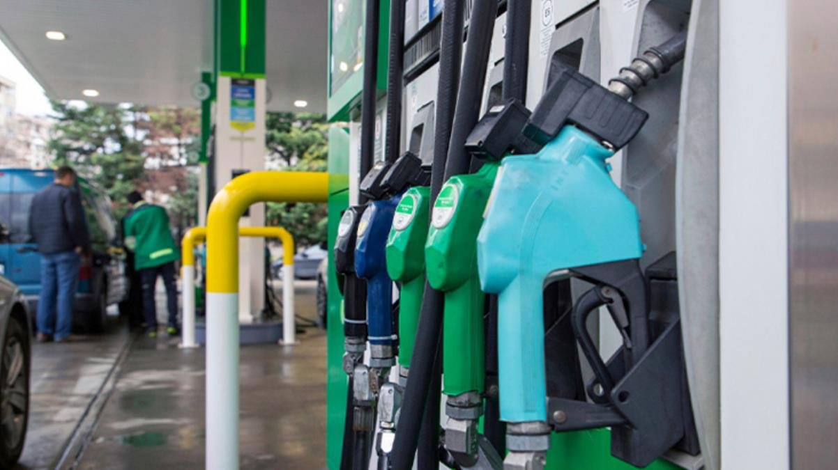 AB’nin Rusya’ya ambargo kararı petrol piyasalarını vuracak! Türkiye’deki akaryakıt fiyatları fırlayabilir
