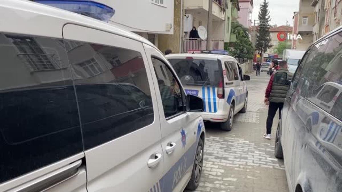 Bayram günü komşular birbirine girdi, anne ve oğlu yaralandı