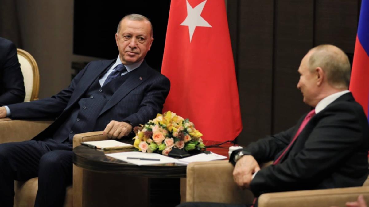 Cumhurbaşkanı Erdoğan-Putin görüşmesinin içeriği ortaya çıktı! Karadeniz’deki Türk gemileri, hava trafiği ve turizm konuları ele alındı