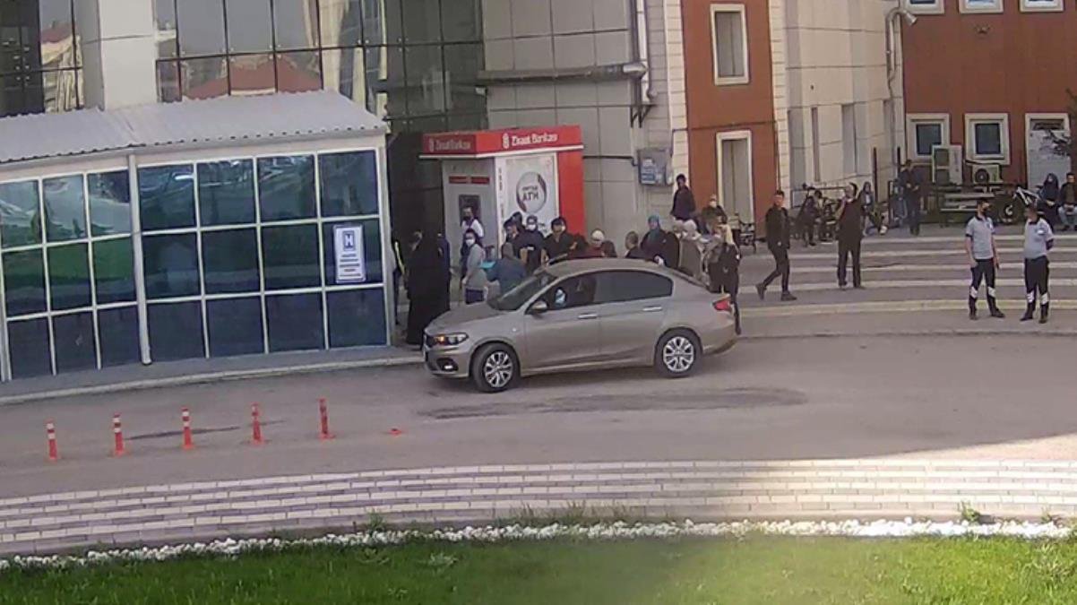 Doğumhaneye yetişemeyen kadın hastane bahçesinde doğurdu! O anlar kamerada