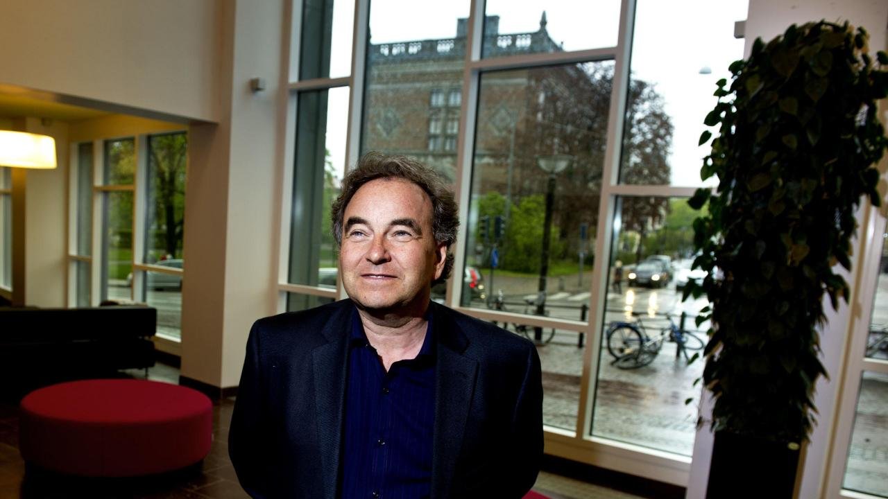 İsveçli profesör: Kur’an-ı Kerim gibi kitapların yakılması siyasi olarak yasaklanmalı