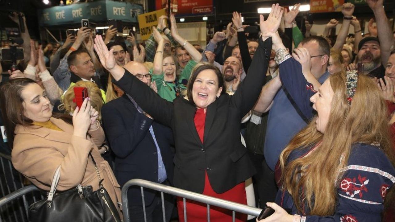 Kuzey İrlanda’daki seçimlerde ayrılıkçı Sinn Fein önde gidiyor