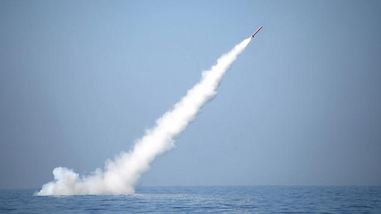 Kuzey Kore doğu kıyısı açıklarına “şüpheli” bir füze fırlattı