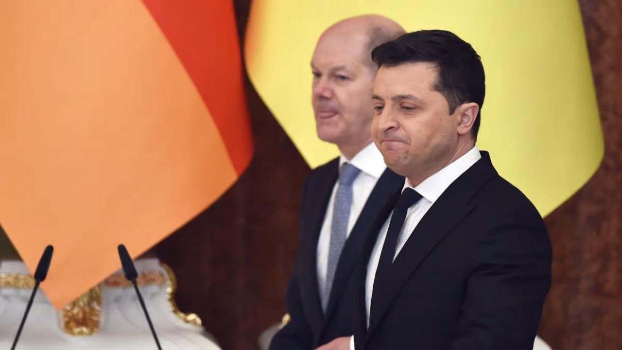 Zelenskiy, Almanya Başbakanı Scholz’u 9 Mayıs’ta Kiev’i ziyaret etmeye çağırdı