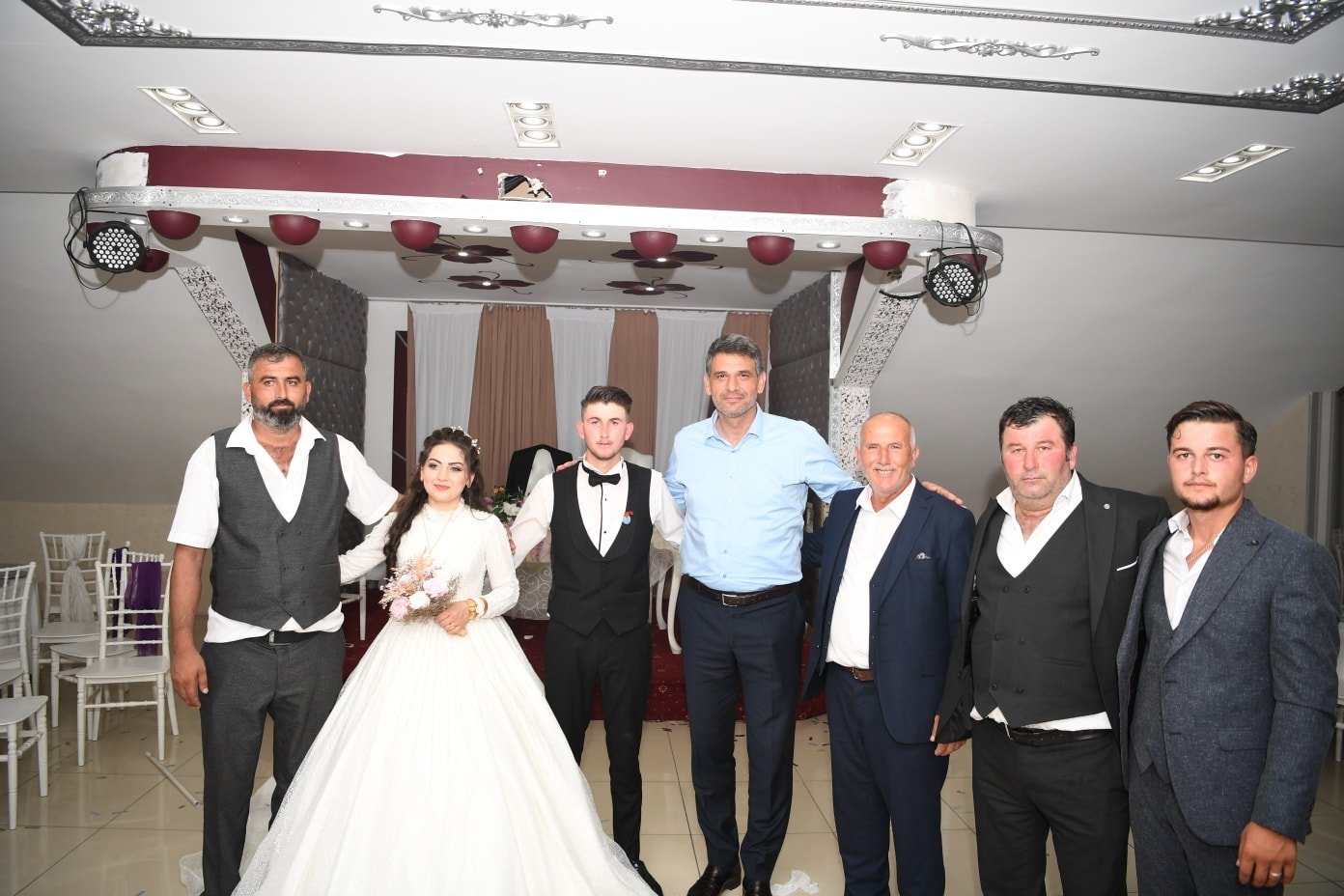 KOCAMAN MUTLULUKLARA ORTAK OLUYOR