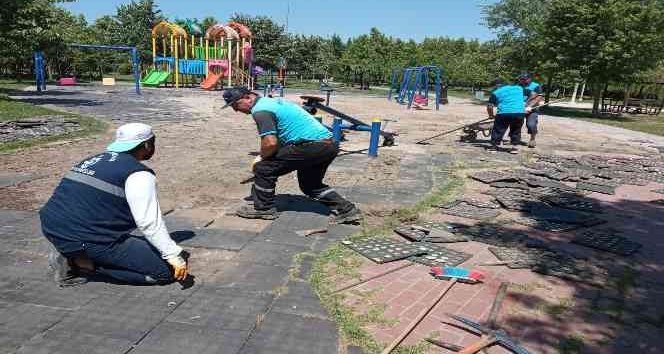 TAVŞANCIL SAHİL PARKI YENİLENME AŞAMASINDA