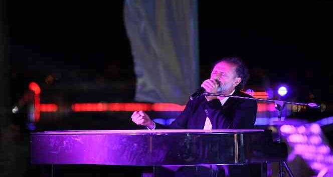 Yücel Arzen Başiskele’de