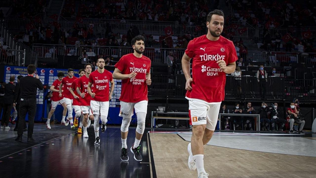 FIBA açıkladı! 12 Dev Adam turladı…
