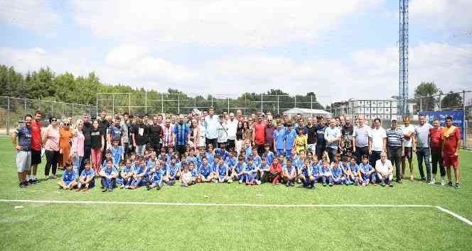 Kartepe’de “Babalar ve Oğulları Penaltı Yarışması”Düzenlendi