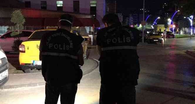 Silahla Yaralanan İki Şahıs, Taksi Tutup Hastaneye Gittiler