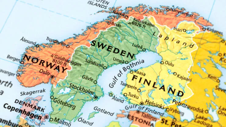 Finlandiya Rus Mülteciler İçin Çit Örmek İstiyor