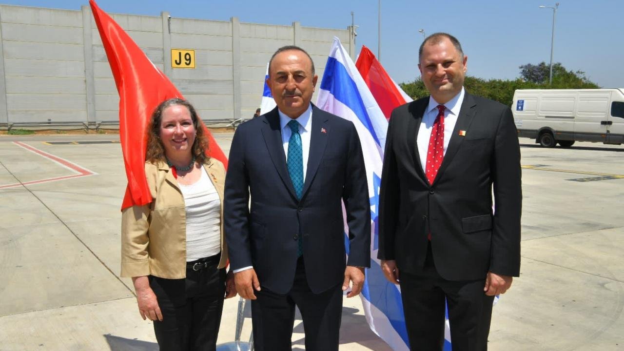 15 yıl sonra bir ilk: Çavuşoğlu İsrail’de