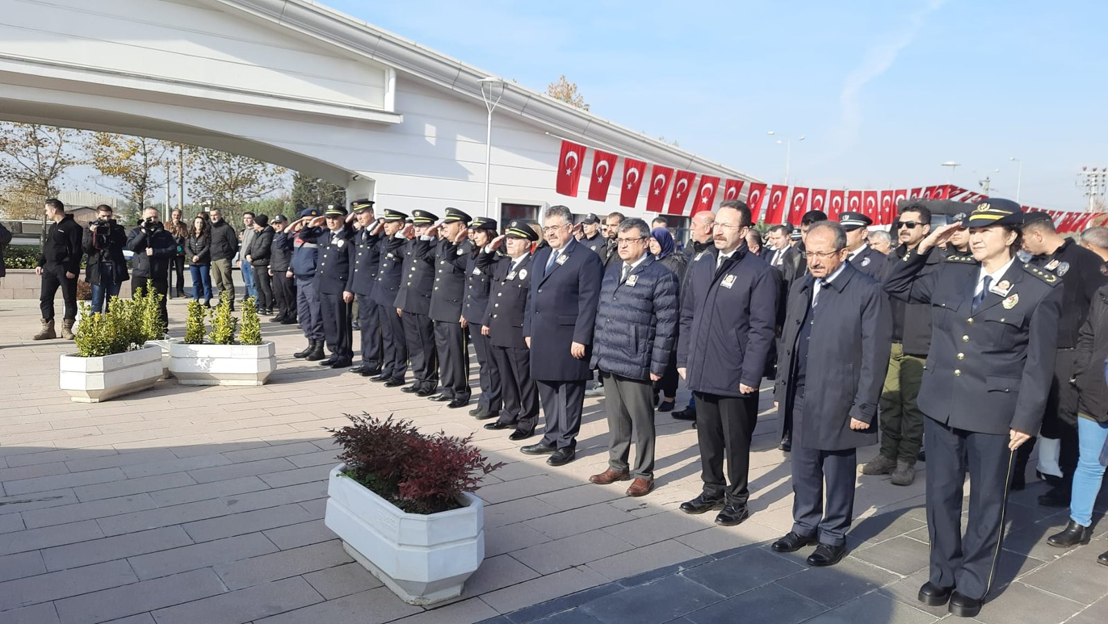 Kartepe İlçe Emniyet Müdürlüğü’nde Bugün Gözyaşları Sel Oldu…