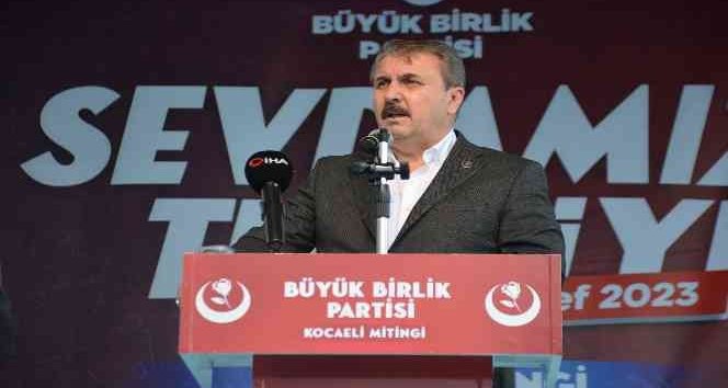 BBP Lideri Destici: “Kim başörtüsü düşmanları ile kol kola göreceğiz”