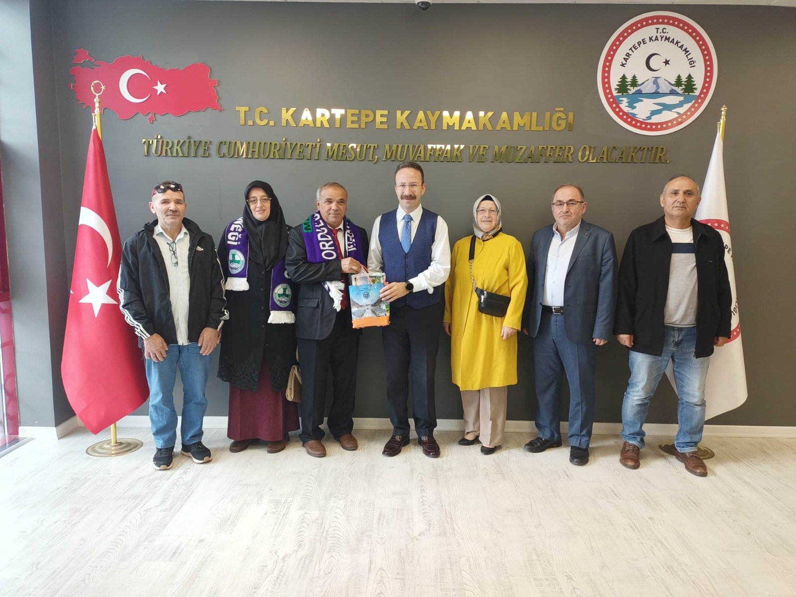 Kartepe Kaymakamı Ömer Hilmi Yamlı; Marmara Ordulular Derneğini Kabul Etti