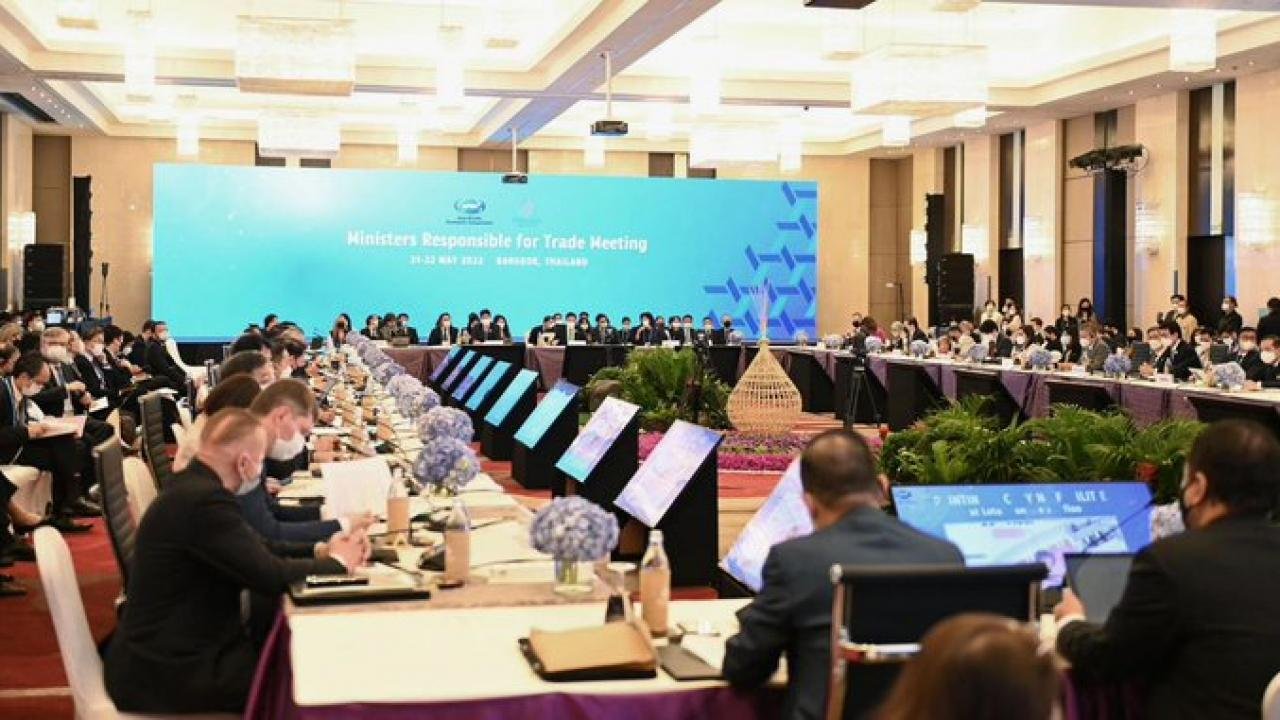 ABD dahil 5 ülke, Rusya’yı protesto etmek için APEC toplantısını terk etti